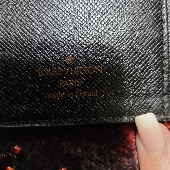 Louis Vuitton Epi Agenda - Picture 9 of 12